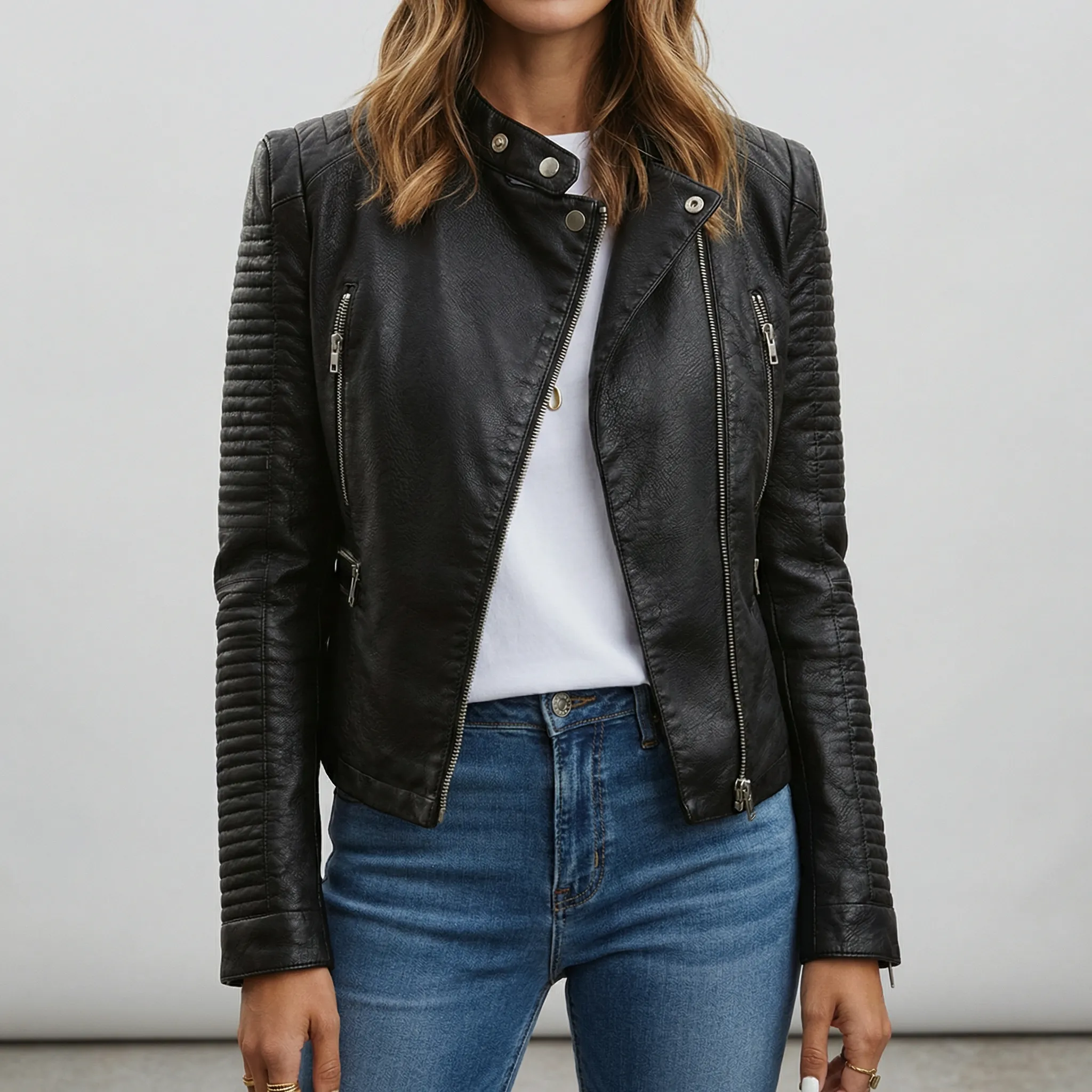 Bikerjas dames | Zwarte leren look jas met rits en opstaande kraag - Image 2