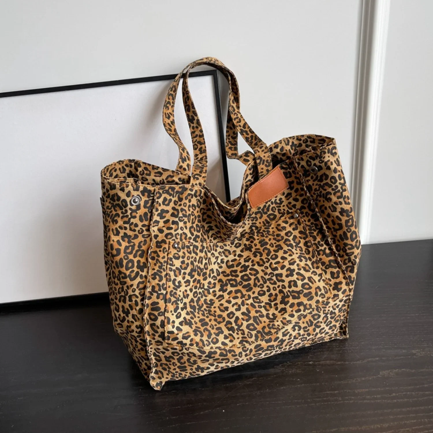 Dames shopper tas | Leopard print draagtas in modern design - Image 4