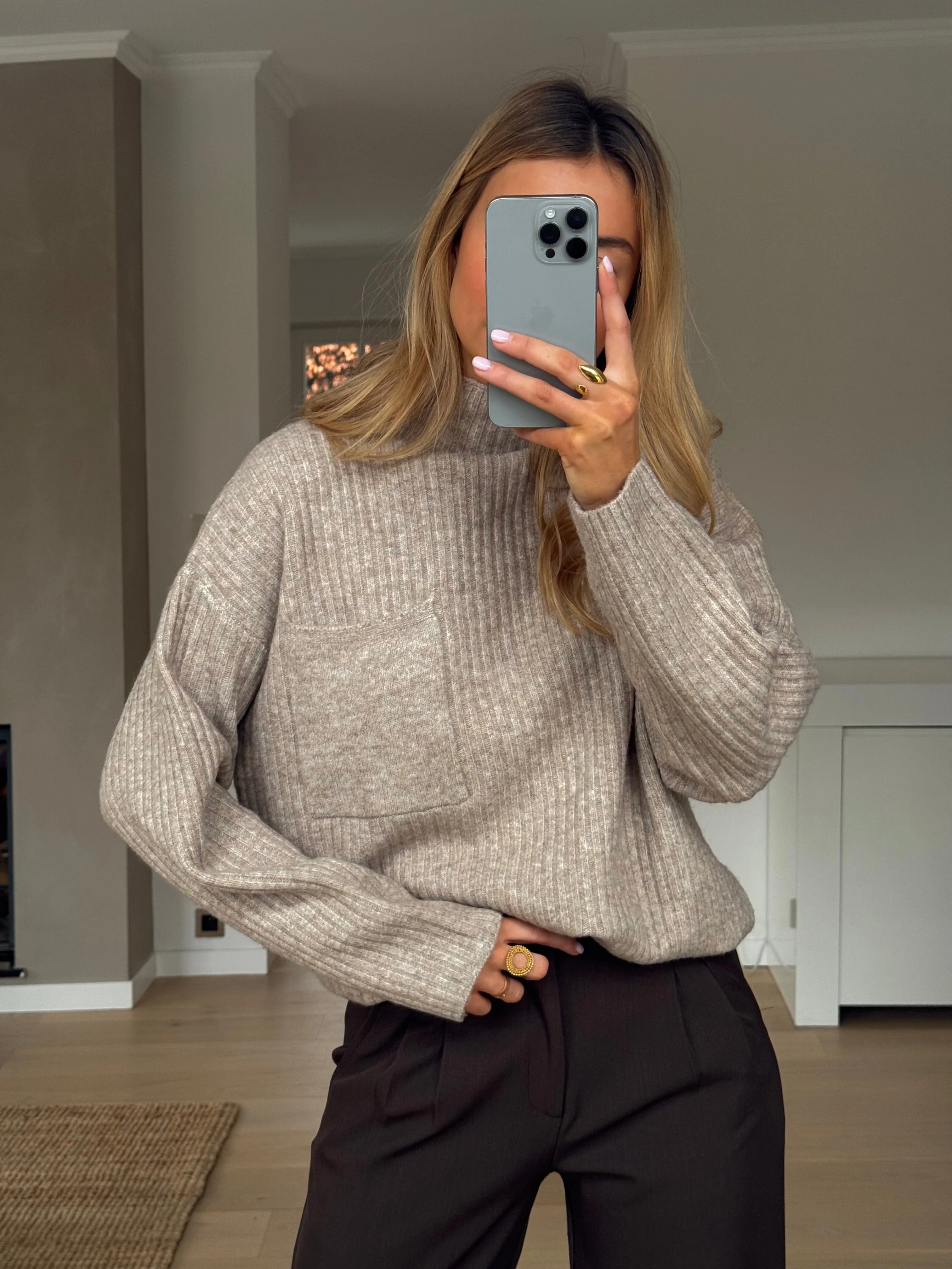 Dames trui | Beige pullover in zachte gebreide stof - Image 8