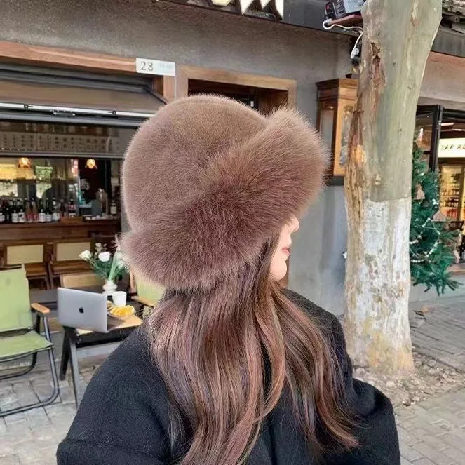 Dames wintermuts | Elegante bontmuts met brede rand - Image 5