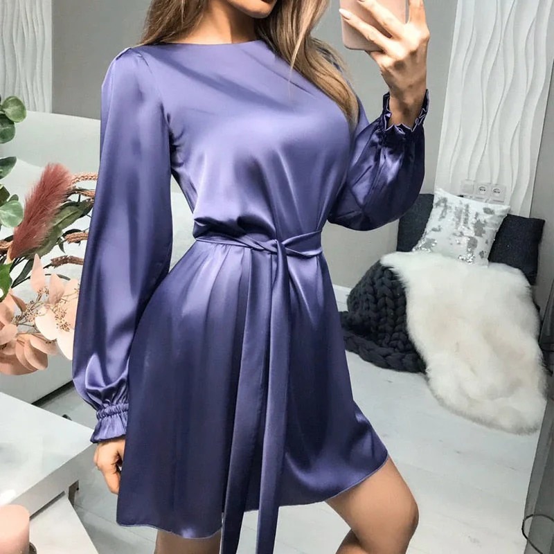 Dames feestjurk | Jurk met satijnlook, lange mouw en ceintuur - Image 9