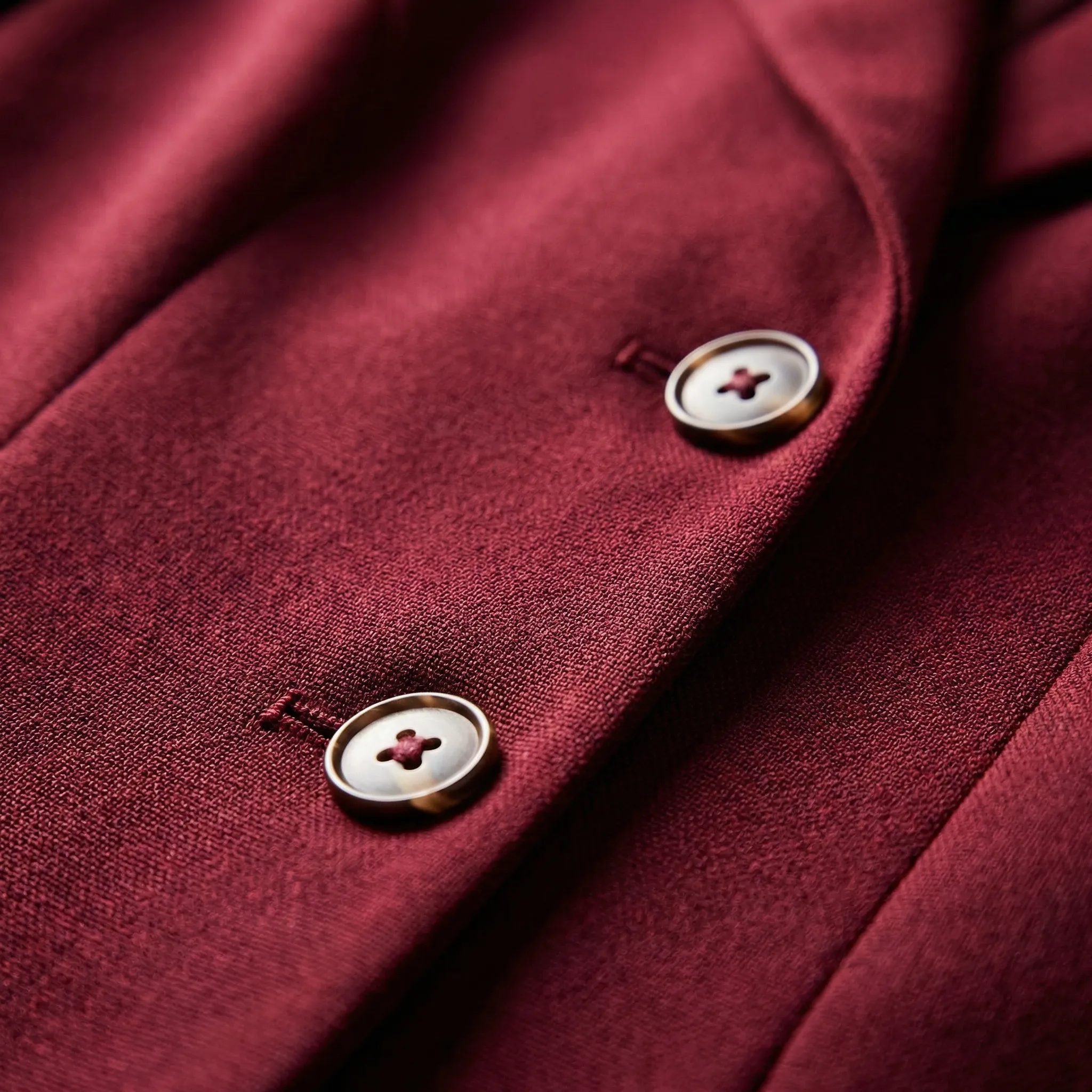 Midi jurk dames | Getailleerde overslag jurk met knopen en lange mouw - Image 3