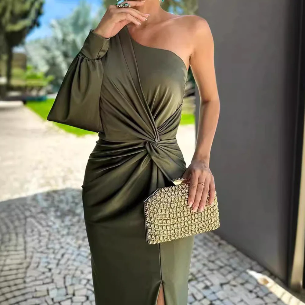 Dames avondjurk | One shoulder jurk met knoopdetail en split - Image 7