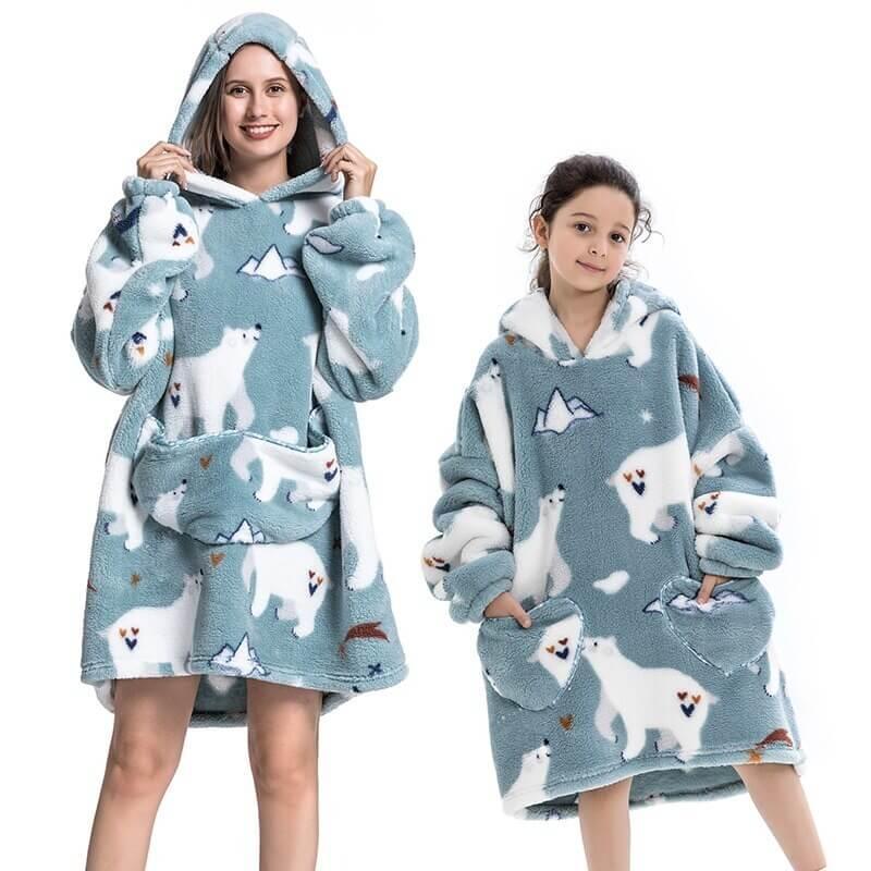 Shoodie™ IJSBEER | Heb het nooit meer koud met deze warme fleece hoodie deken!