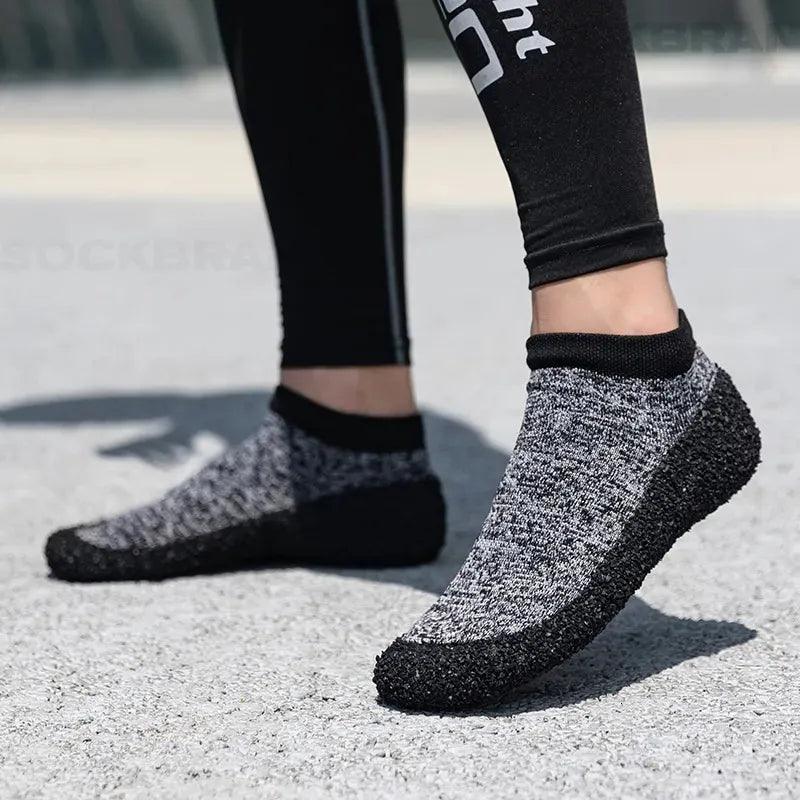 SokSchoen | Comfort van sokken, bescherming van schoenen