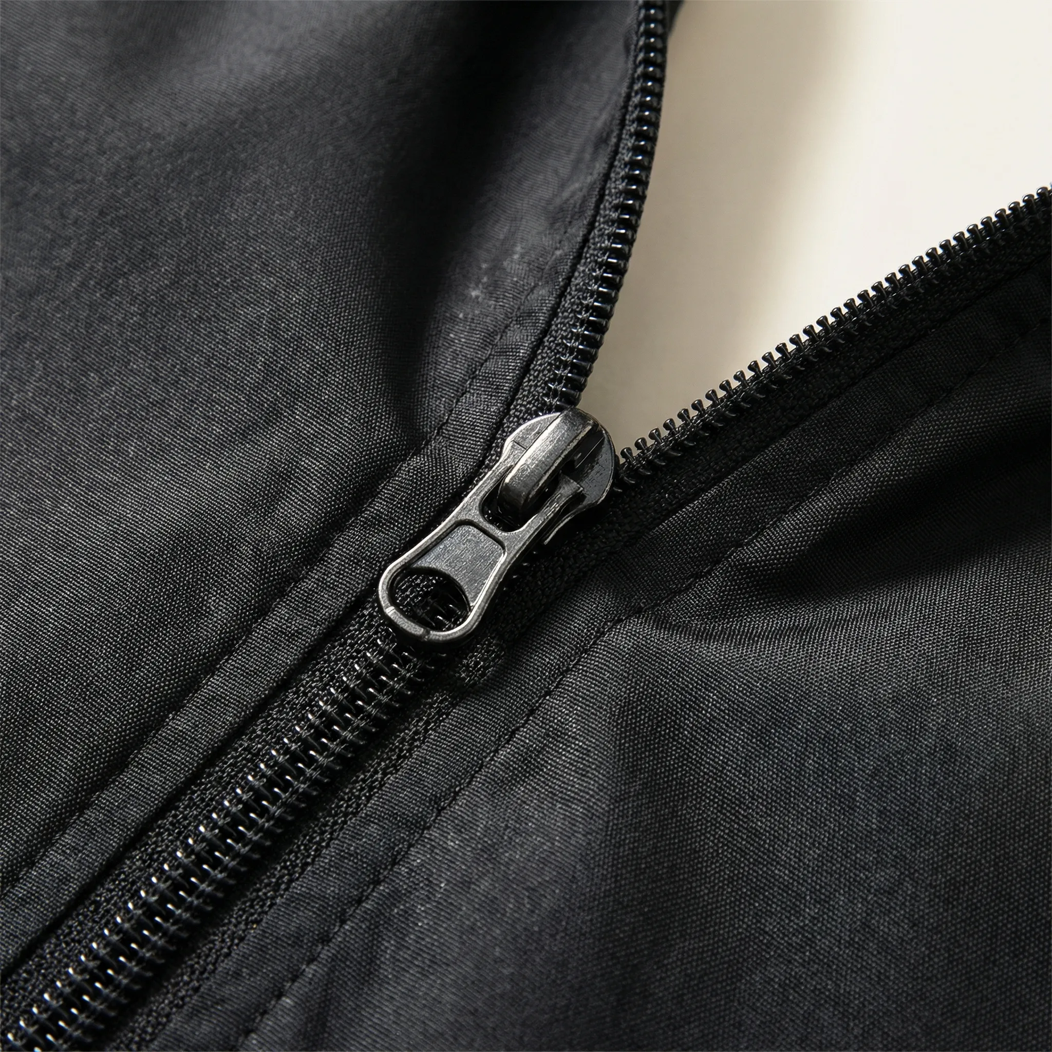 Zomerjas heren | Lichte windjack met capuchon en rits - Image 3